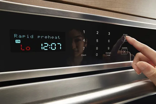 Maytag 30 Inch Single Electric Wall Oven with 5.0 cu. ft. - Image 5